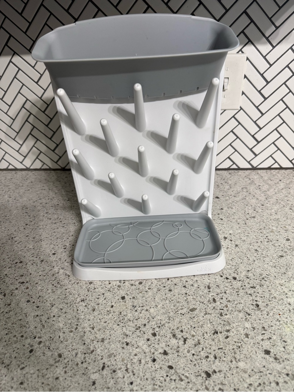Ubbi Gray Baby Bottle and Accessory Drying Rack - Gray/White